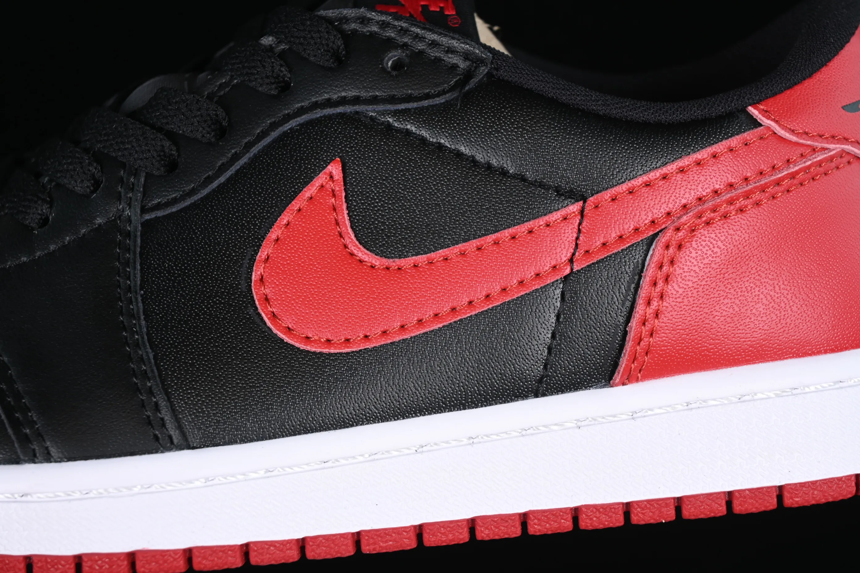 All categories Air Jordan Jordan series basketball shoes Air Jordan 1 Low Z version Air Jordan 1 Low OG "Bred" AJ1 Joe 1 black and red low-top basketball shoes 705329-001